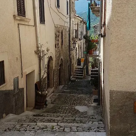 Casa Nel Borgo 別荘 カラマーニコ・テルメ